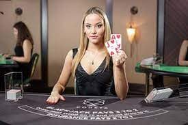 ciobet88 Lobai Kasino Langsung dengan Studio Pemimpin Global